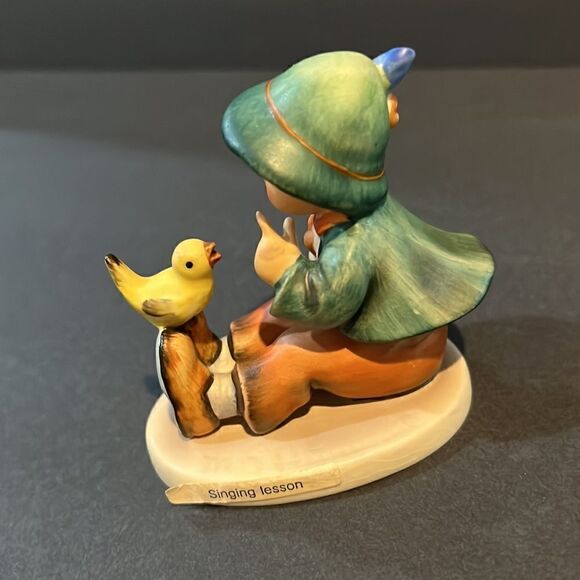 M J HUMMEL “Breathing Lessons.” Vintage figure signed 1970 exc condition - Picture 3 of 6